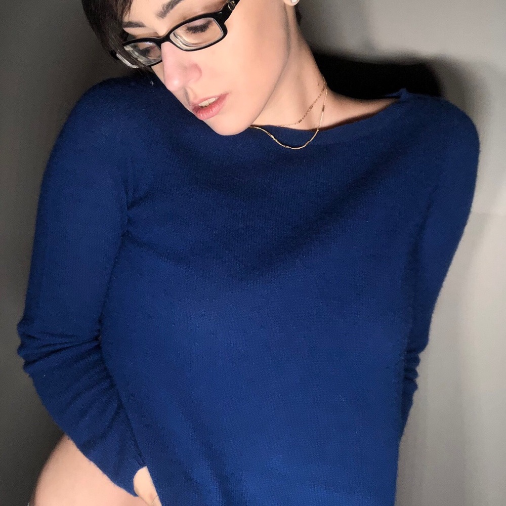 Mint Condition Deep Blue 100% Cashmere Sweater